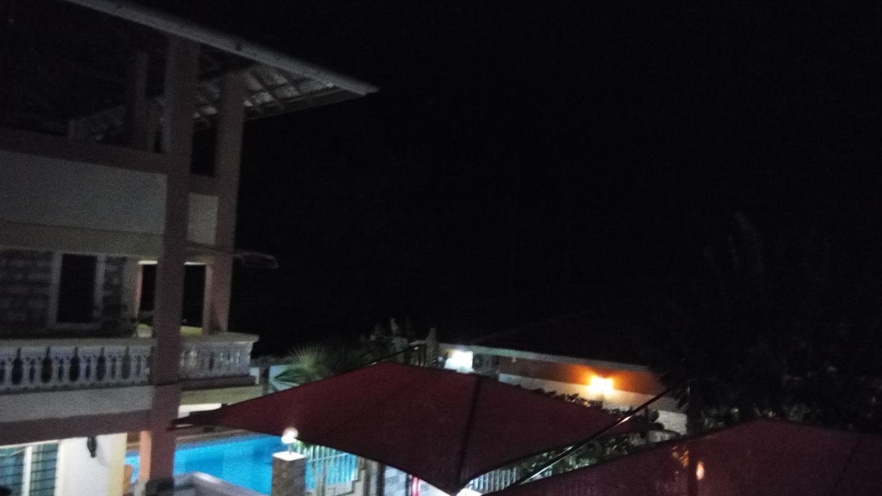 The Bright Star Resort 迪亚尼海滩 外观 照片
