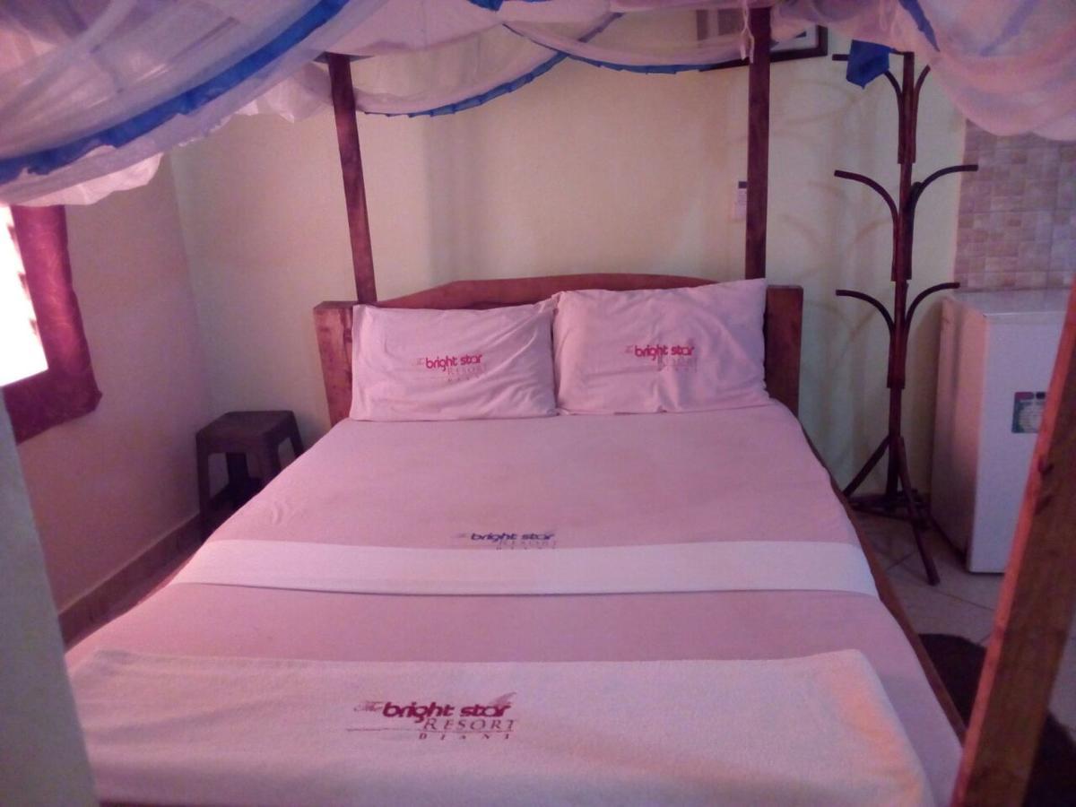 The Bright Star Resort 迪亚尼海滩 外观 照片