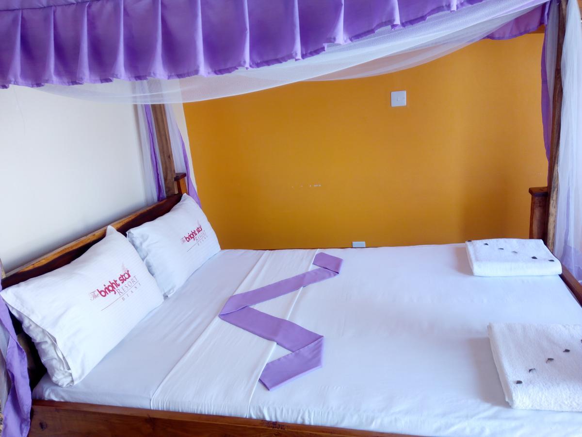 The Bright Star Resort 迪亚尼海滩 外观 照片