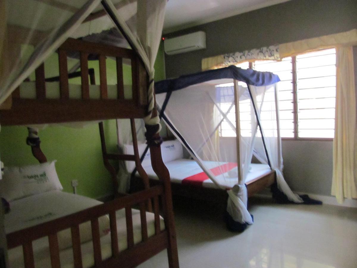 The Bright Star Resort 迪亚尼海滩 外观 照片