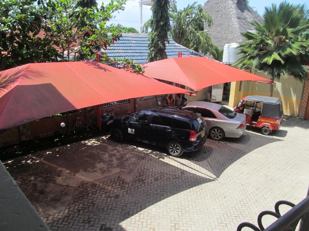 The Bright Star Resort 迪亚尼海滩 外观 照片