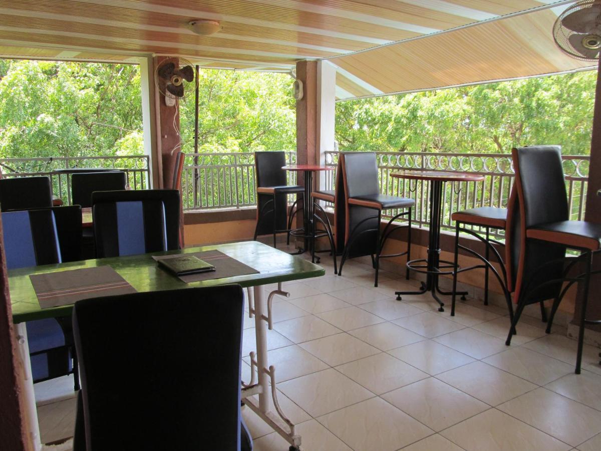 The Bright Star Resort 迪亚尼海滩 外观 照片